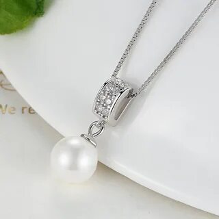 925 Sterling Silver Single Freshwater Pearl Charm Pendant Necklace. 