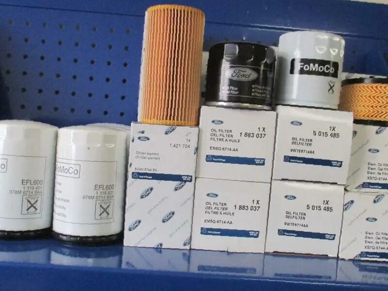 фильтр воздушный ford focus 3 1848220. оригинальный фильтр форд фокус. масляный фильтр форд фиеста 2007. 8 артикул. Ford 1883037.