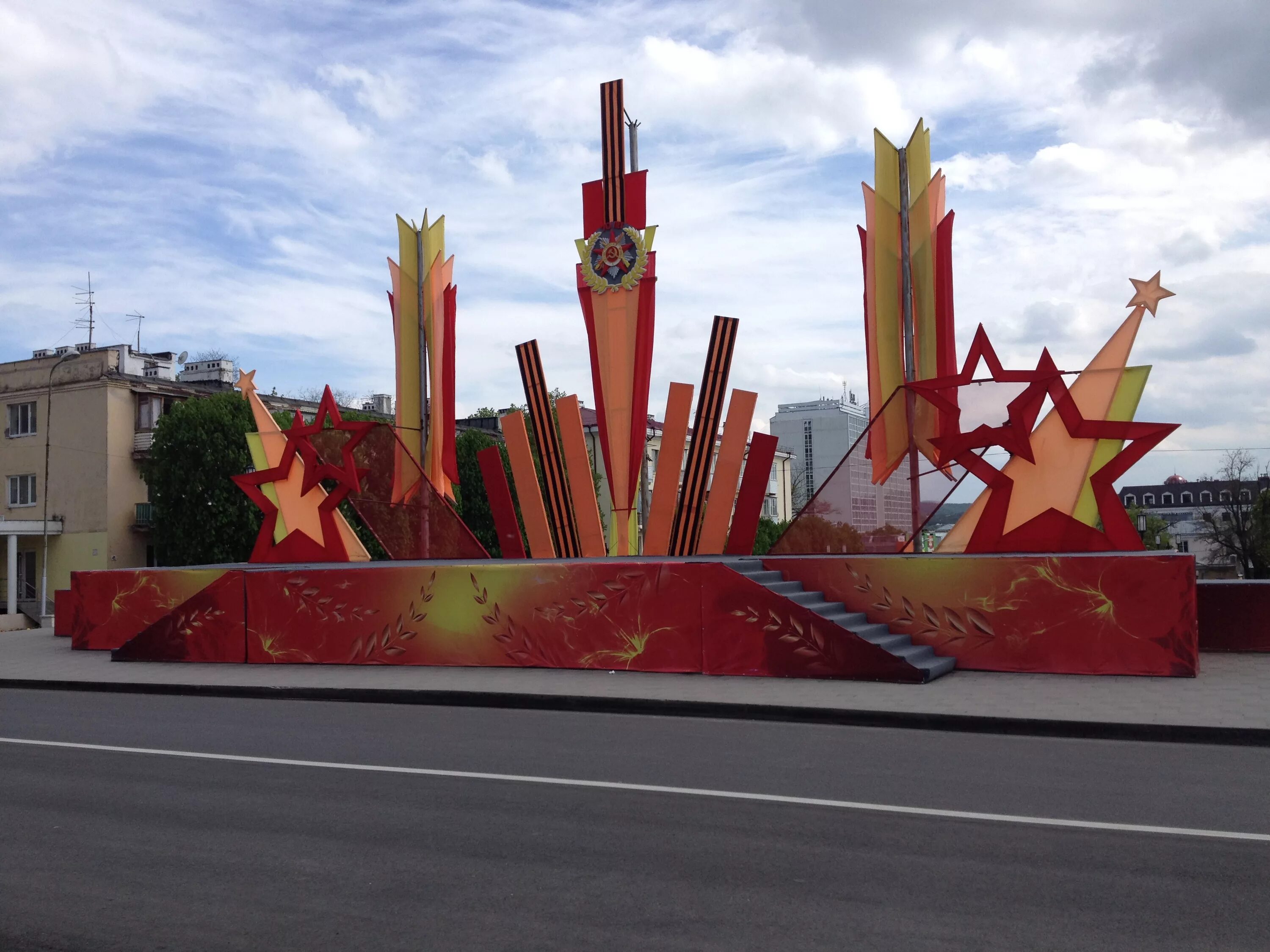 украшение стены в детском саду к дню победы. оформление к 9 мая. фотозона день победы. украсить к 9 мая. украшение группы к 9 мая в детском.