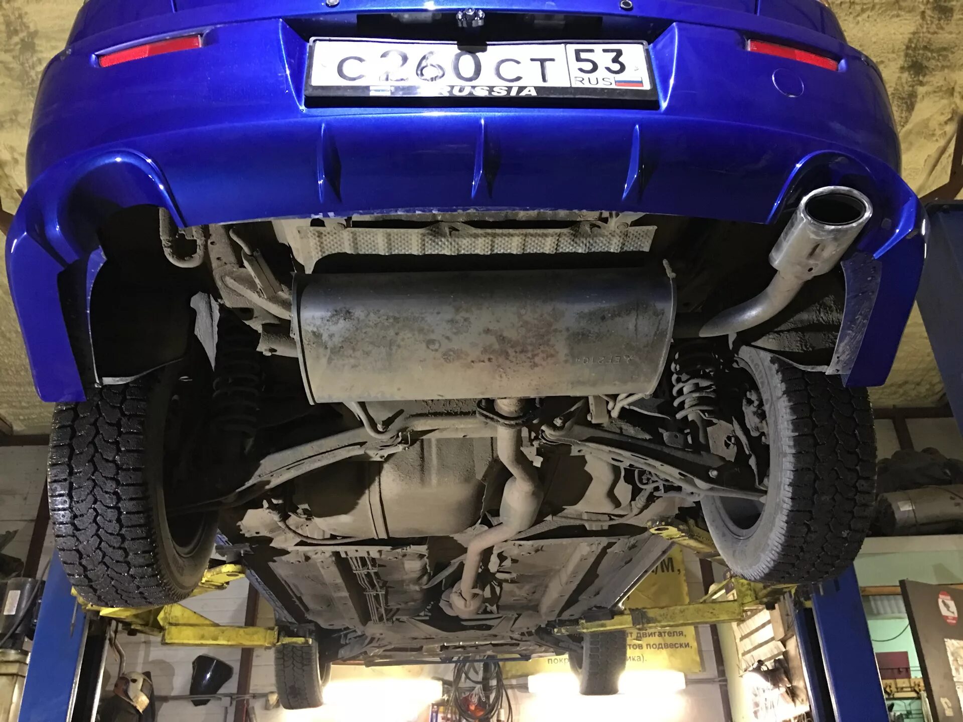 Qashqai j10 днище. Маленькая 10 снизу. Nissan x-trail t32 снизу. Bmw e90 днище. Днище mitsubishi lancer evolution 10.