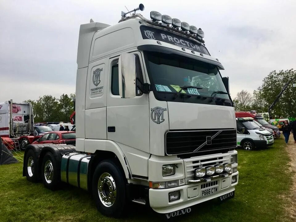 Volvo fh 2000 года. Вольво ФШ 12. Вольво ФН 12. Вольво fh12 белая. Вольво fh12 2000 белая.