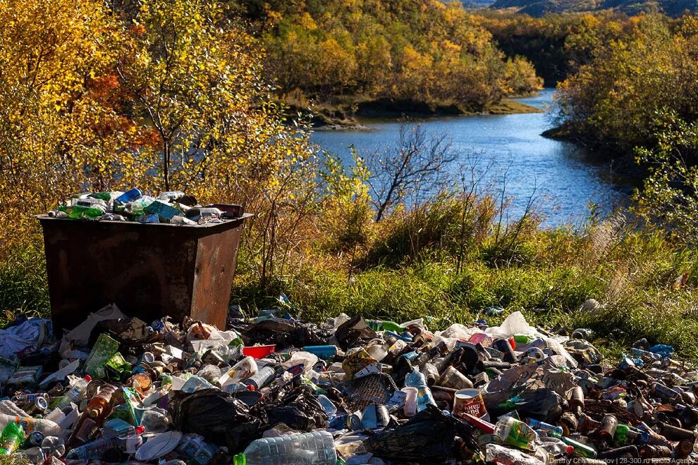 Ecology russia. Загрязнение окружающей среды. Загрязненная природа. Загрязнение окружающейтсреды. Загрязнение природы мусором.