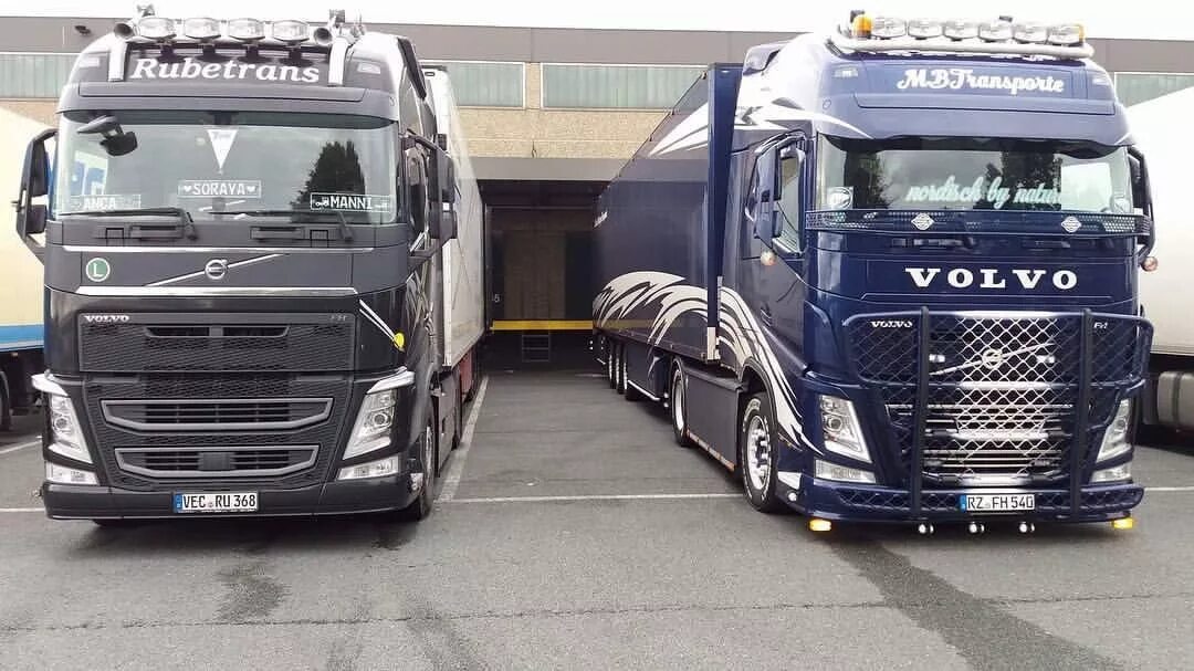 Scania тягач 2023. Маны вольво скания. Камаз ман скания. Скания вольво даф ман. Камаз vs scania.