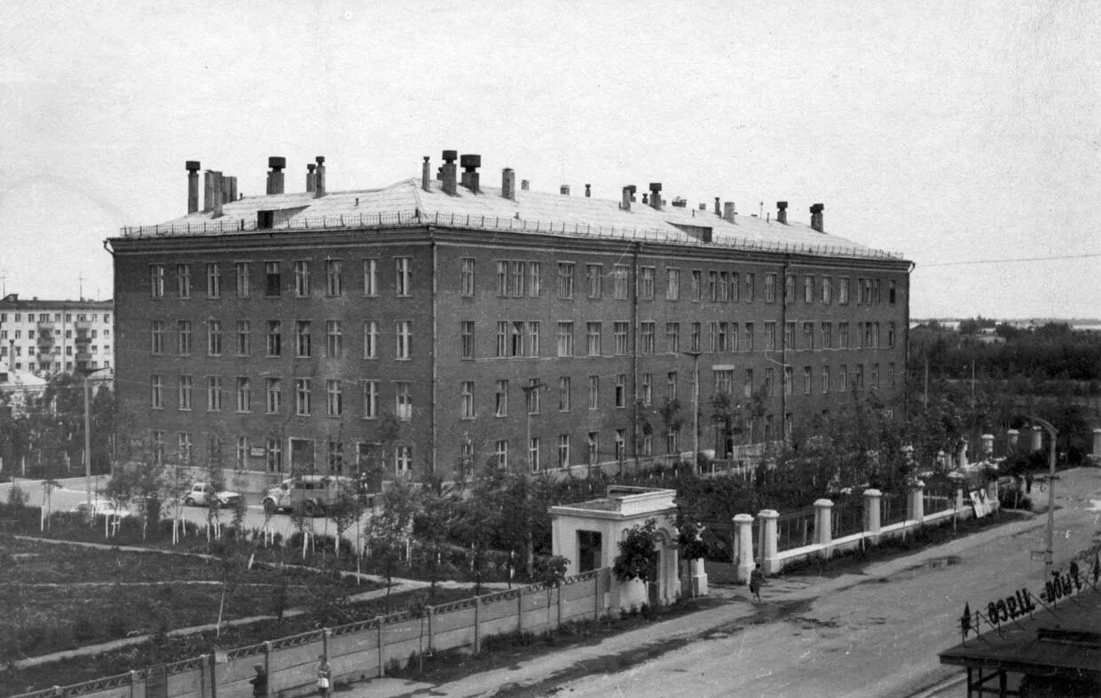 История долгопрудного. Долгопрудненская больница. История долгопрудного. Долгопрудный улица павлова. Долгопрудный старый город.