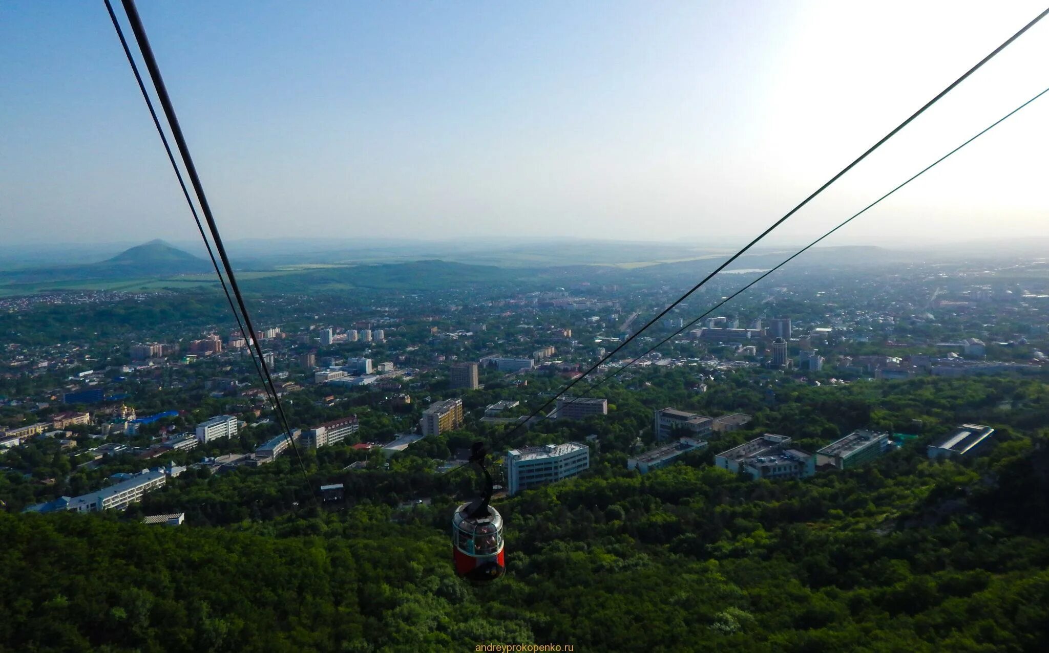 Гора машук в пятигорске канатная дорога. Пятигорск гора машук канатка. Пятигорск гора машук канатка. Канатная дорога пятигорск. Канатная дорога бул.