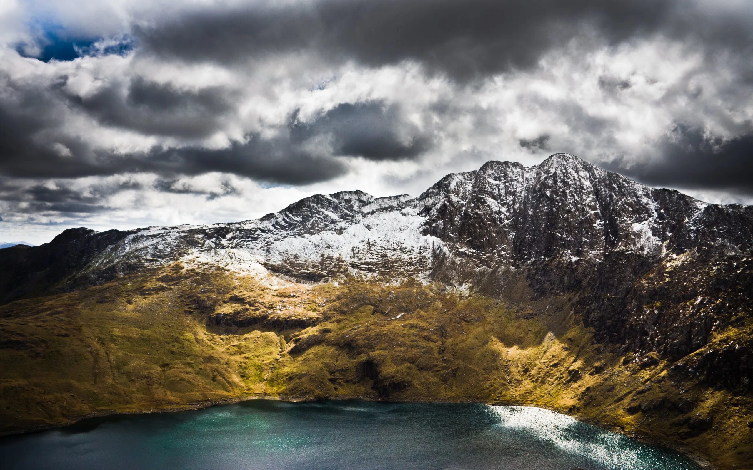 Рабочий стол высокого качества. Сноудон. Snowdon Peak. Гора Сноудон. Природа.