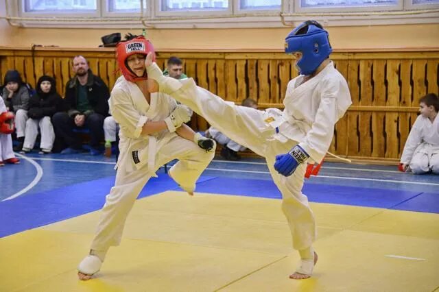 Спортивная школа мурманск. ДЮСШ 19 Мурманск. Мурманские спортивные школы. ДЮСШ 7 Мурманск. ДЮСШ 19 Мурманск Кольский 14.