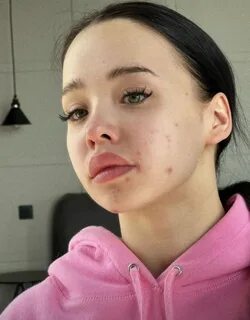 Блогерша лунаком фото