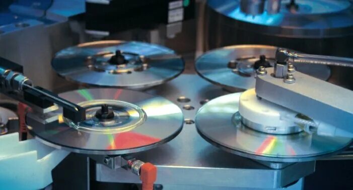 Азов тэк завод. Дисковый завод. Завод скад дивногорск. Завод дисков двд. Азов-тэк, азов.