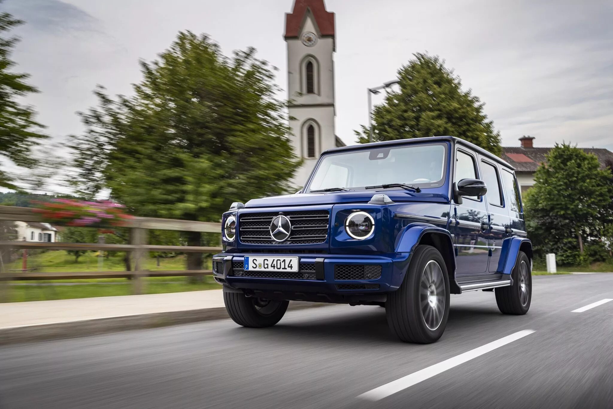 Mercedes g class g400d. Мерседес Бенц Гелендваген. Мерседес Гелендваген 2023. Новый Гелендваген 2023.