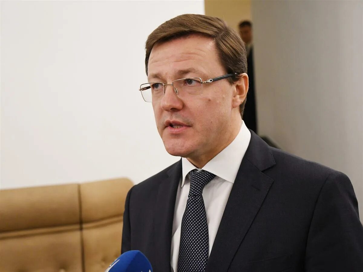 Азаров новости самара отставка. Дмитрий игоревич азаров. азаров дмитрий бойкович. дмитрий азаров грустный. дмитрий азаров злой.