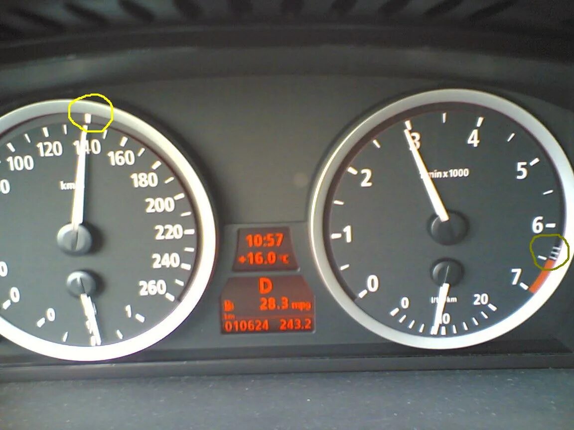 Температура бмв е60. BMW e90 одометр. Engine temperature БМВ е60. Vdo BMW e39. BMW e36 Gauge Cluster 3d.