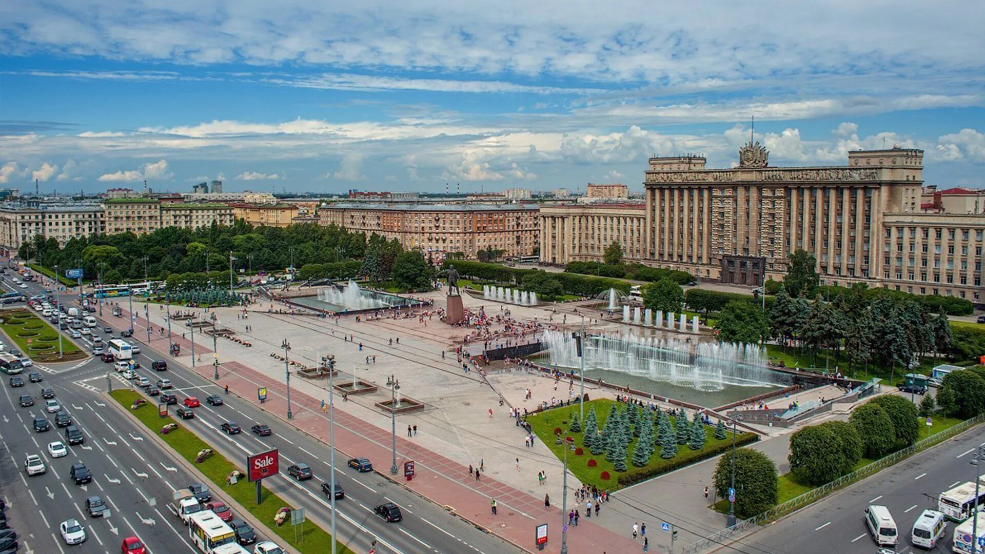 Spb московский. Московская площадь Санкт-Петербург. Площадь Победы Санкт-Петербург метро Московская. Площадь Московской площади. Площадь у метро Московская в СПБ.