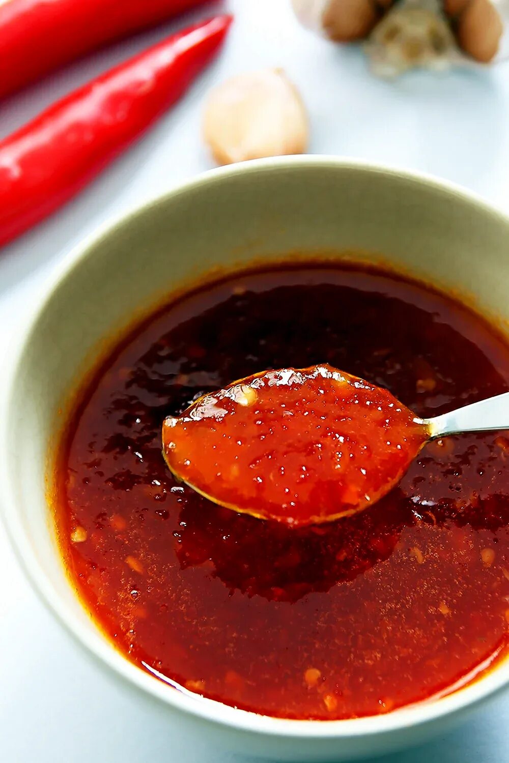 Тайский соус. Рецепт тайского кисло сладкого. Китайская кухня курица в кисло-сладком соусе. Рецепт тайского кисло сладкого. Тайский соус для морепродуктов.