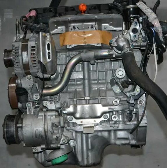 Мотор r20 Хонда. Двигатель r20a Honda. Honda 2.0 r20a. Honda CR-V r20.