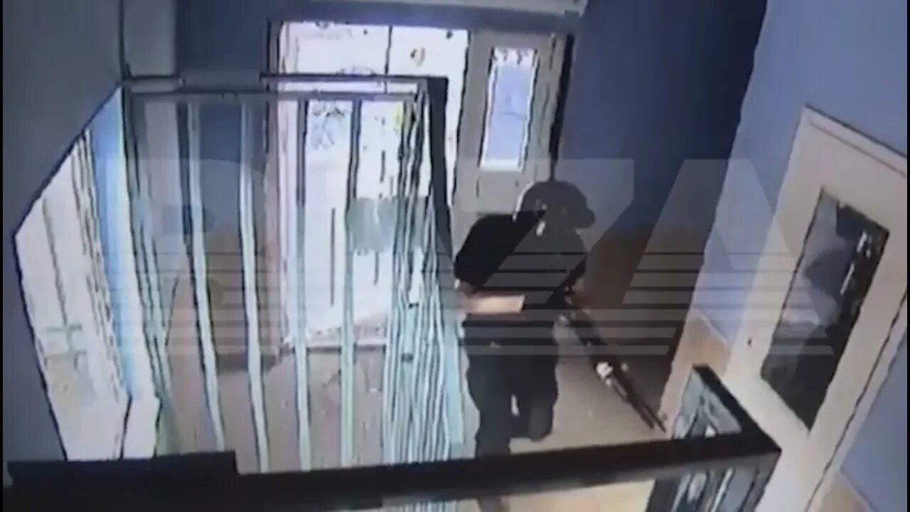 Воронежском универе видеокамеры запечатлили как директор