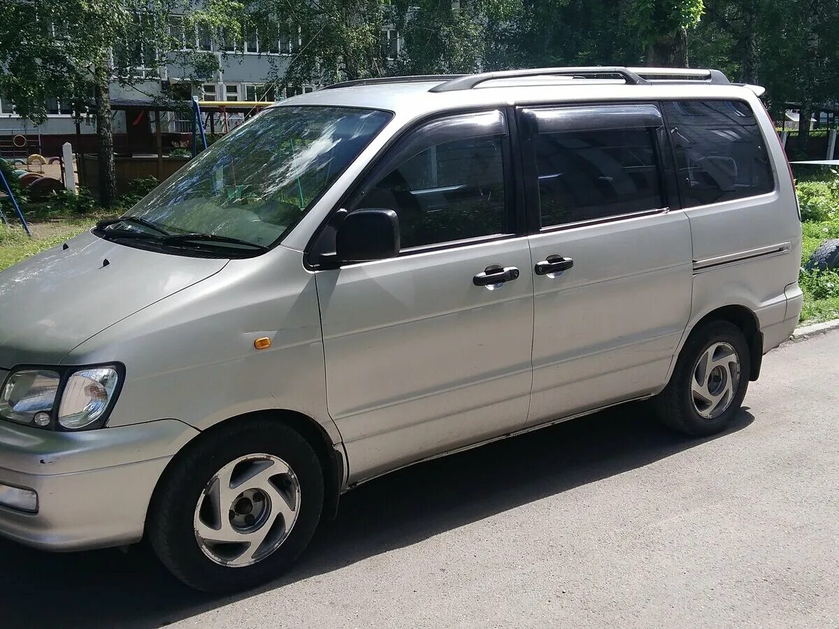 Toyota ace noah. Тойота таун айс ноах 2001. Lite ace toyota black lion. Toyota lite ace 2001. Toyota town ace noah 4wd.