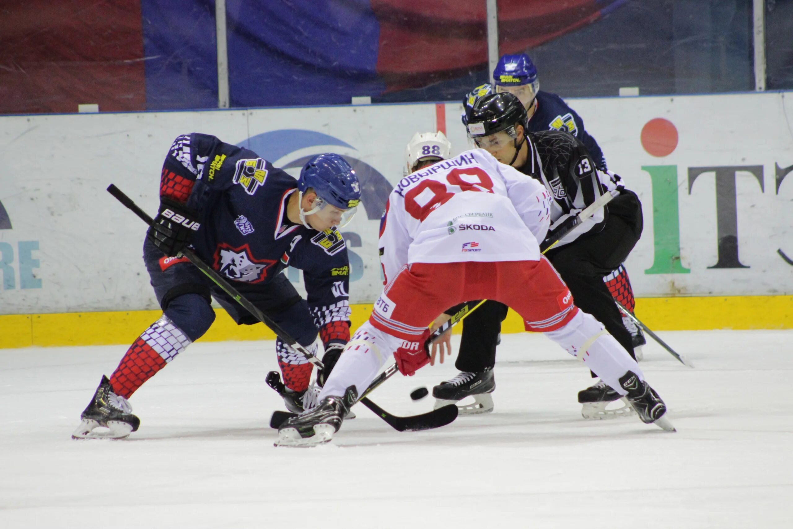 Россия следующая игра. Следующая игра. Маннинен сакари хоккейный клуб салават юлаев. Сакари маннинен салават юлаев. Динамо москва кхл.