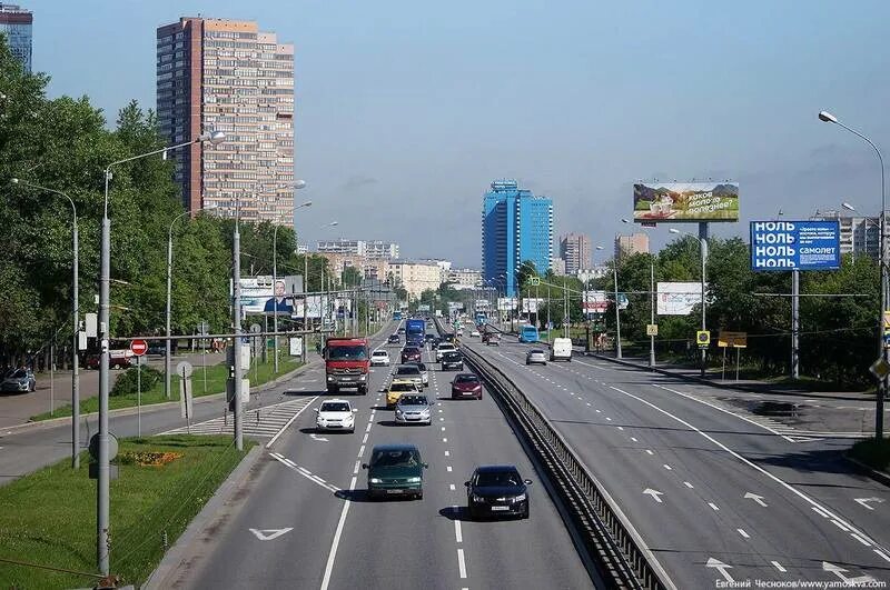 Кант дмитровское шоссе. Москва и её шоссе. Улица дмитровское шоссе. Церковь поселок северный дмитровское шоссе. Дмитровское шоссе 1990 год.