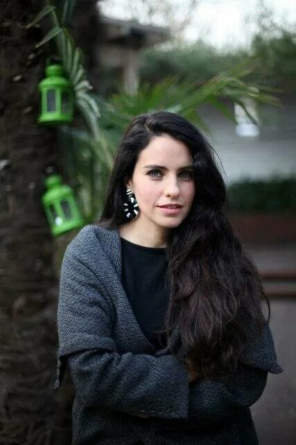 Аслы тандоган фото. Асды тондоган. Аслы. Аслы́ тандога́н. Гевхерхан султан актриса аслы.