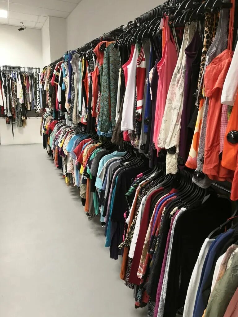 Баннер секонд хенд рекламный. Мой секонд хенд пижамки. Открылся магазин. Moser & cie pioneer 3200-1207. Секонд хенд ютуб.