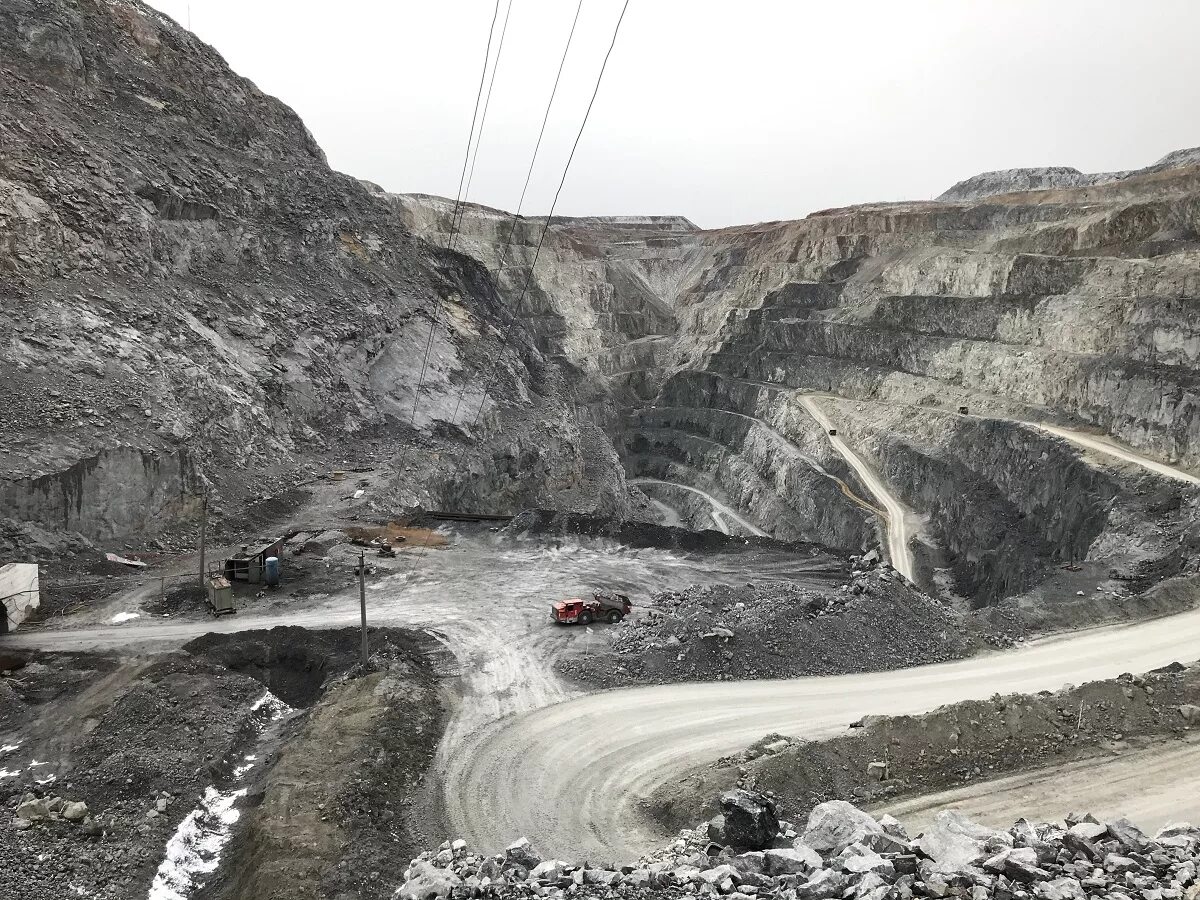 Месторождения руды в казахстане. Нова цинк Акжал. Рудник Акжал. Акжал Карагандинская область рудник. Акжал месторождение.