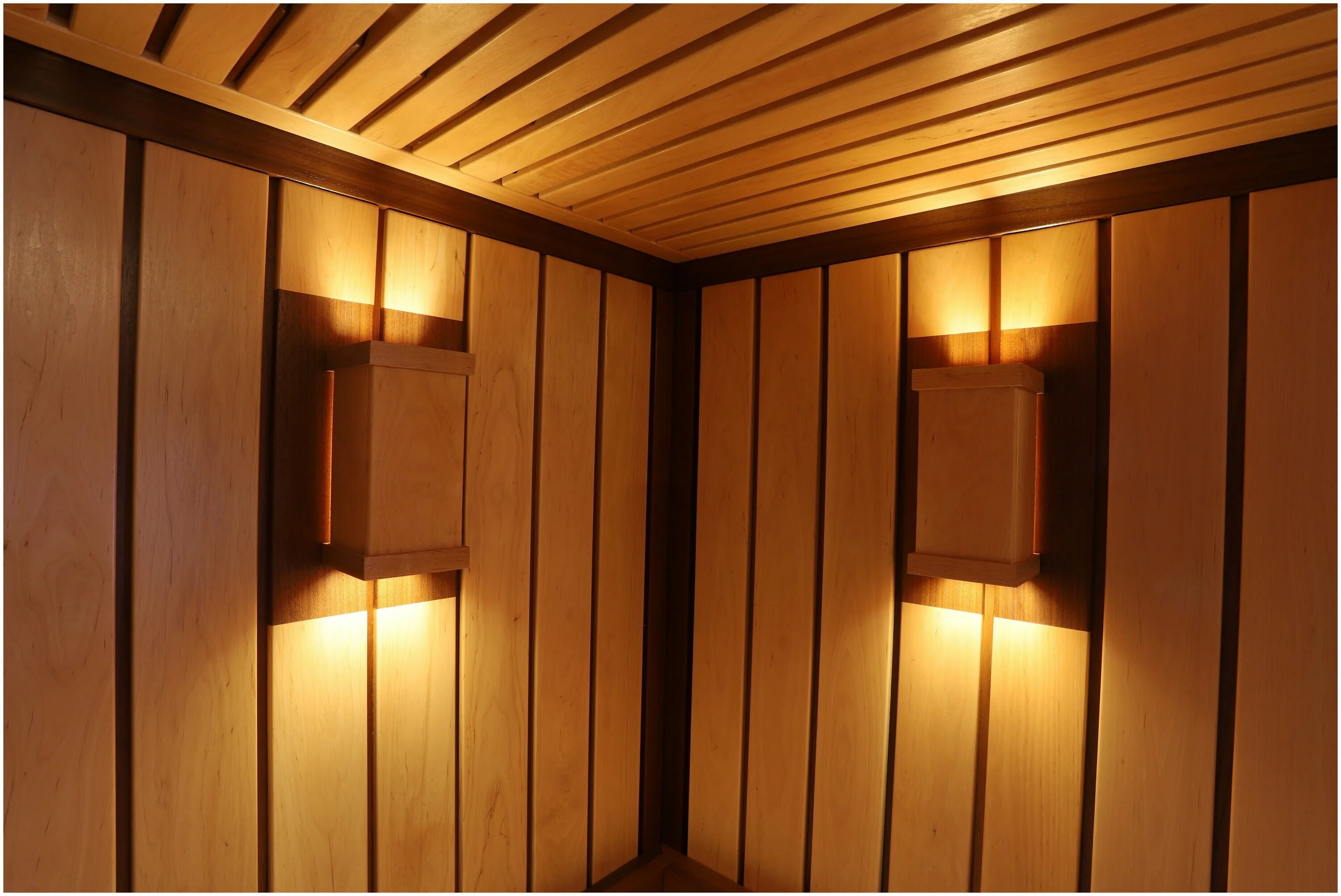 абажур для бани. абажур угловой "факел". светильник harvia sas 21060. светильник в парилку. деревянные светильники для бани.