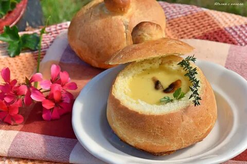 В булке хлеба