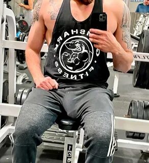 Ladschavsbuilders on Twitter.