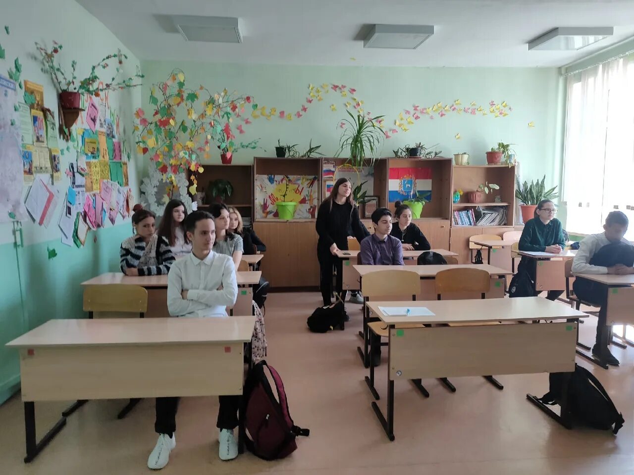 Проверки управления образования школ. Дистанционный режим обучения гбоу оош с.спиридоновка. школа гбоу оош с спиридоновка первый класс 2016 год. картинка классная встреча рддм.