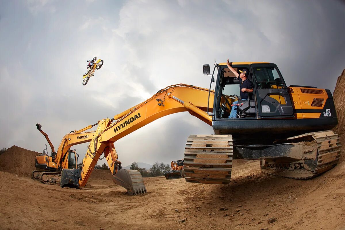 Case 300 экскаватор. Экскаватор обзор видео. Case cx300c lc. Мизяка дизяка бульдозер. Экскаватор обзор видео.