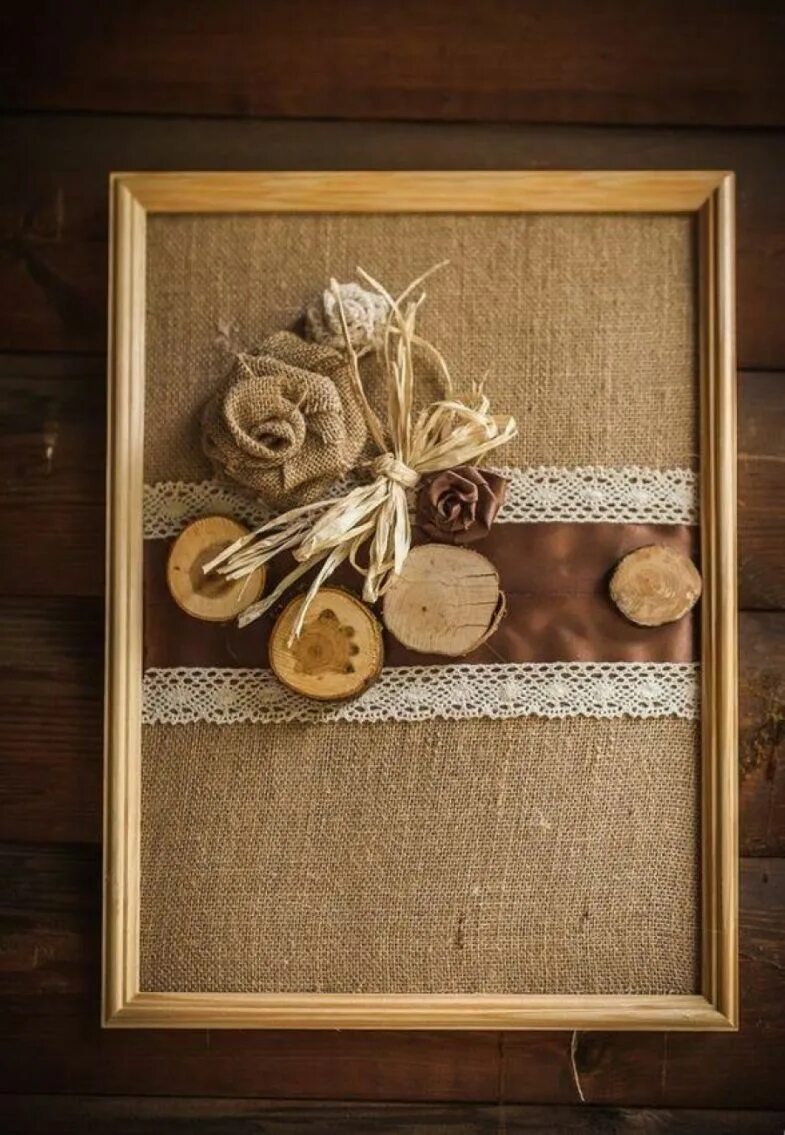 панно на мешковине. панно из джута и мешковины. панно из сухоцветов на мешковине. домики из мешковины. рамка из мешковины.