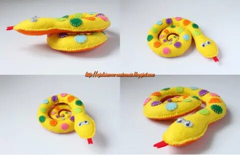Змейки из фетра на новый год