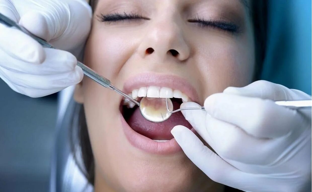 Зубы стоматолог. Боязнь стоматологов. Как стоматологи делают чистку зубов