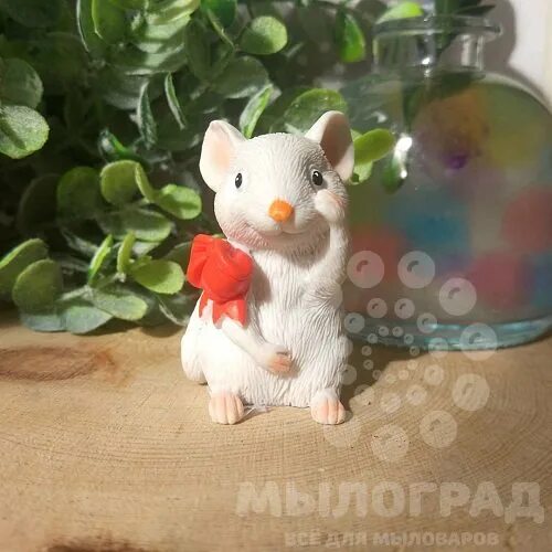 Мышь с бантиком. Форма для мыла мышь. силиконовый мышонок с бантиком. белая мышка с бантиком. мышь с бантиком домашняя.