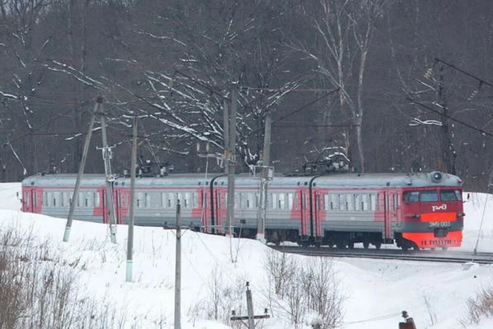 Ржд смоленск телефон. Пригородные поезда Смоленск. Пригородные поезда Вязьма. Вязье Пригородный ппоезд. Пригородный поезд.