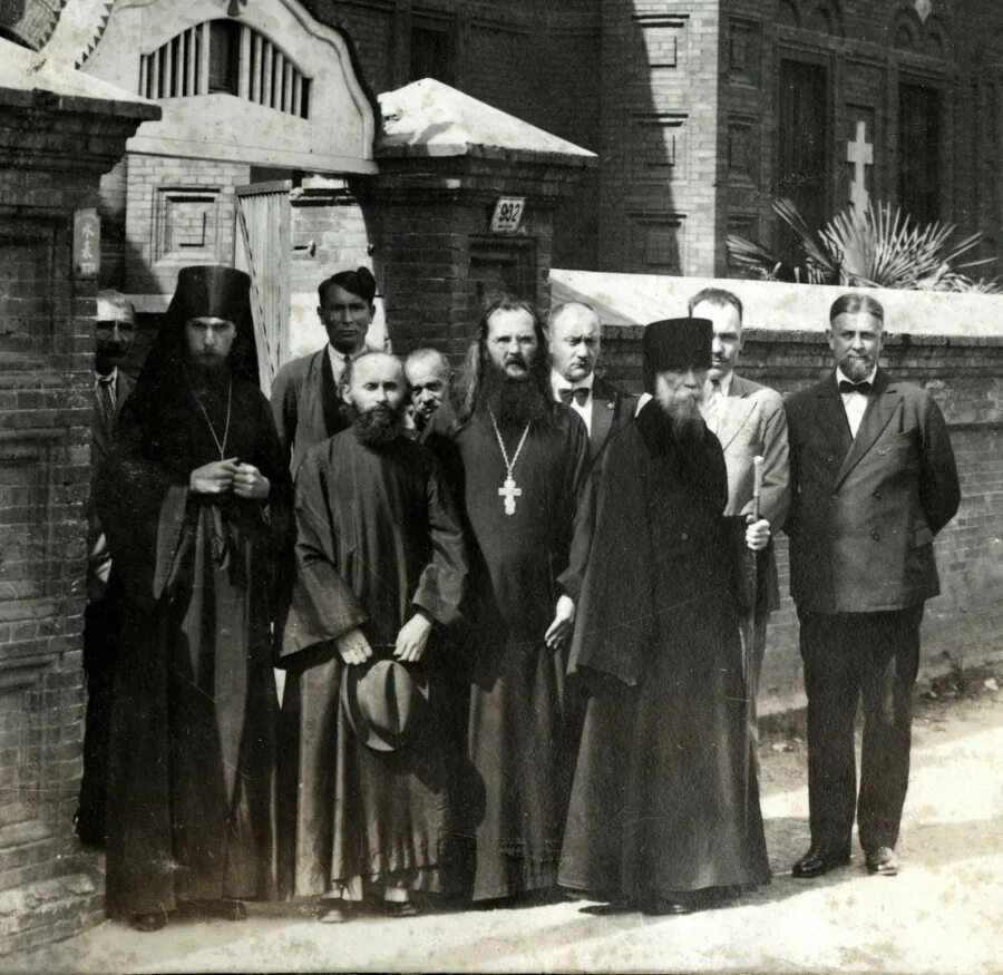 русская духовная миссия в иерусалиме рдм. псково печерский монастырь в годы войны. синодальный период русской православной церкви. синодальный период в истории русской православной. русская духовная миссия в пекине 18 век.