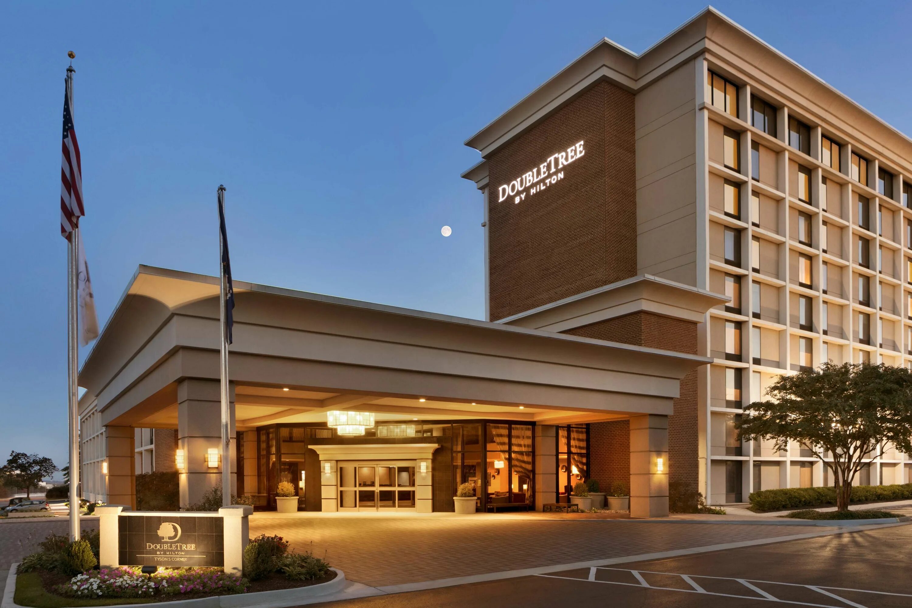 Отель марриотт сша. Hotels us. Отели в америке. Hotels us. Лос анджелес отели.