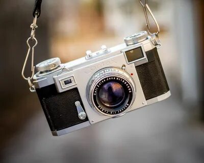 Винтажный фотоаппарат