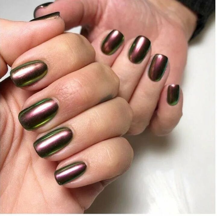 Маникюр хаки. Маникюр коричневый с зеленым. Маникюр бирюзовый с коричневым. Зелено коричневый маникюр. Зелено коричневый маникюр.