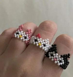 Колечки из бисера черный