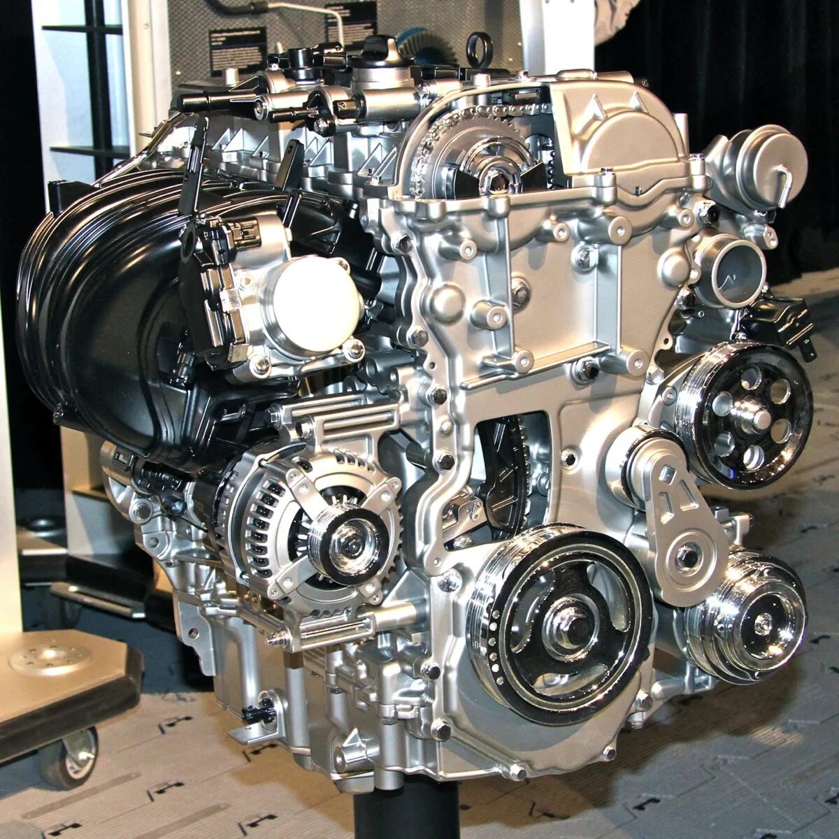 Нулевой двигатель. Мотор GM 2.4. Двигатель GM LTG 2.0. Двигатель Шевроле Малибу 2.0 турбо. Двигатель a20nht турбо.