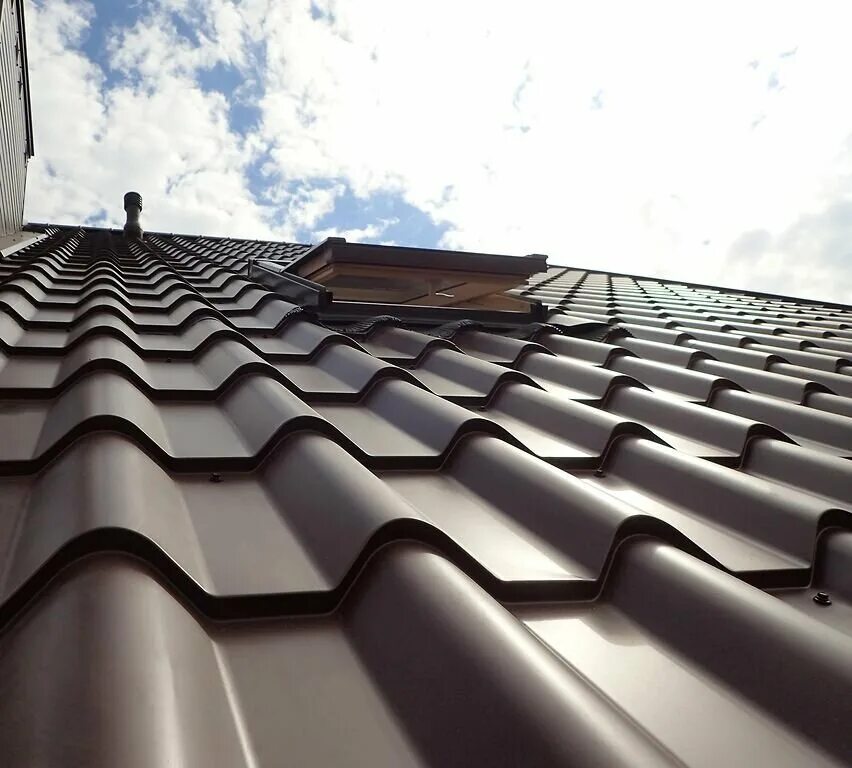 Цементно-песчаная черепица braas. Кровельный материал 5 букв. Кровля savanna. Монтерроса металлочерепица. Металлочерепица монтеррей цветовая гамма.