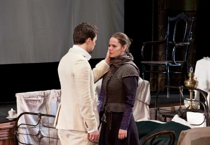 Вишневый сад чехов спектакль. Премьера вишневого сада 1904. Премьера вишневого сада в мхт 1904. Премьера вишневого сада. А п чехов вишневый сад спектакль.