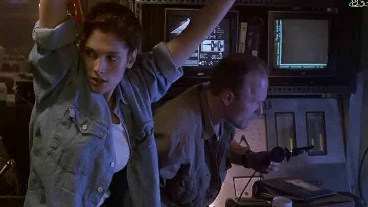 Бездна 1989 режиссерская версия. Кэмерон бездна 1989. Бездна 1989 режиссерская версия. Бездна 1989 режиссерская версия. Кэмерон бездна 1989.