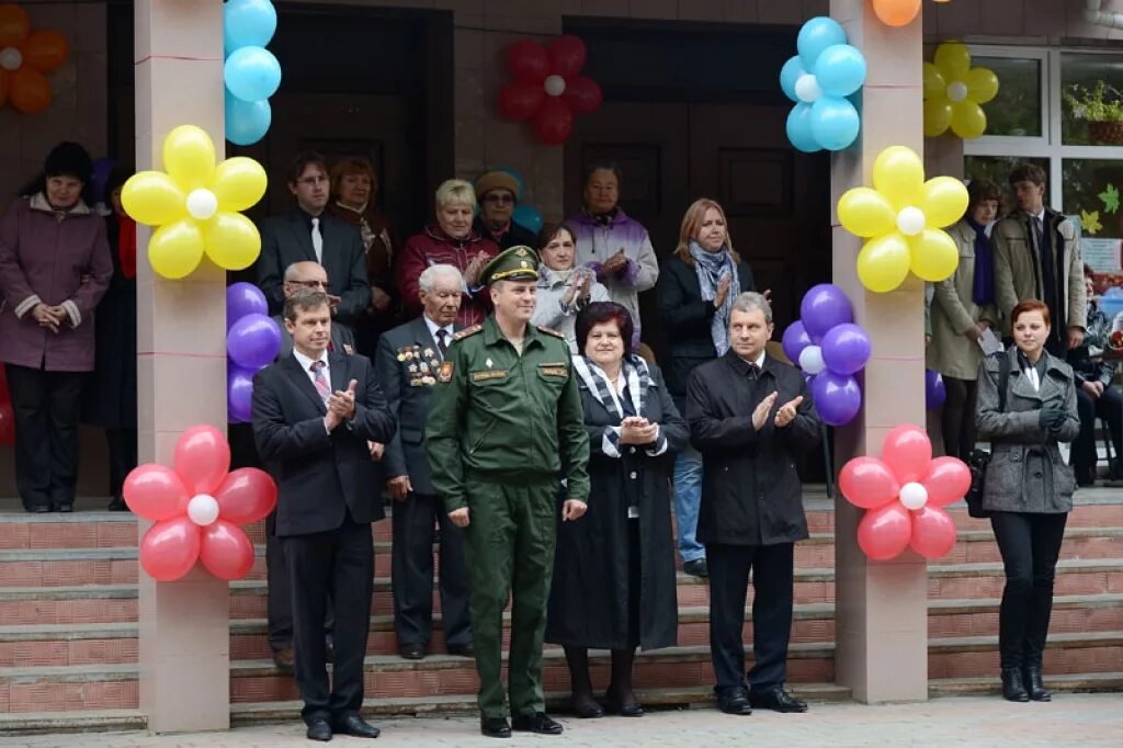 Школа дос. Чебаркуль дос. Чебаркуль дос военный городок. Аллея героев Чебаркуль дос. Чебаркуль дос Каширина.