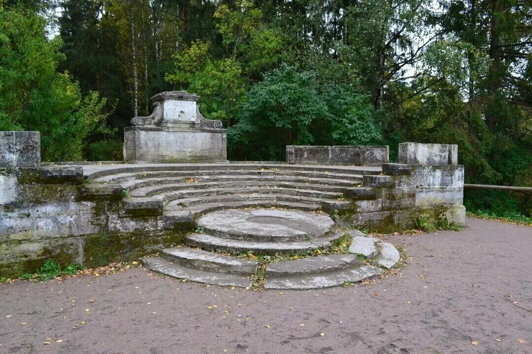 Амфитеатр в павловском парке. Павловск за 1 день самостоятельно. Павловск (музей-заповедник). Амфитеатр в павловском парке. Амфитеатр гатчина парк.