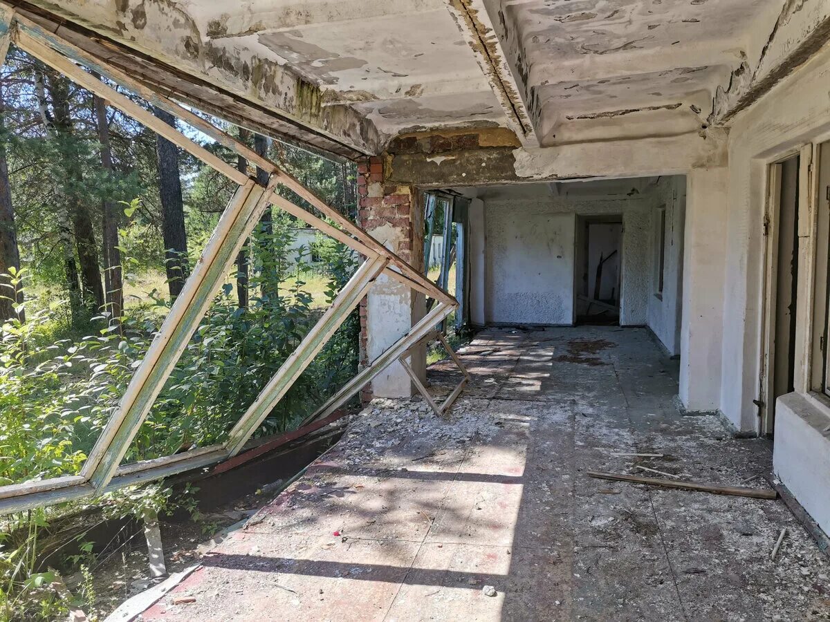 Баранчинский ул ленина 2а жд вокзал. Баранчинская 14. Заброшенный пионерский лагерь восток. Баранчинская 14. Жк мята пермь.