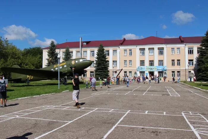 Видео плац. Плац. Армейский плац. Плац в лагере. Плац фото.