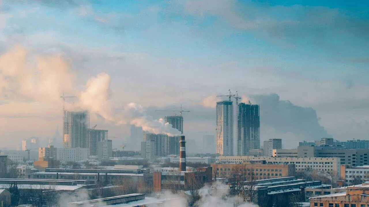 Почему сегодня пахнет гарью. Гарь в москве. запах гари в москве. запах гари в москве сегодня. запах в москве сейчас.